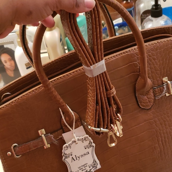 Purse - Picture 5 of 5